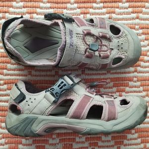 Women's Teva Hiking Sandal size 7